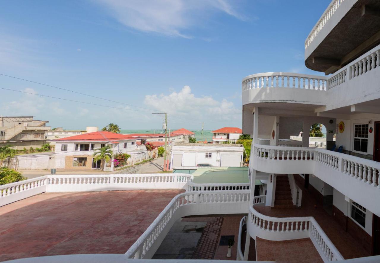 Las Palmas Hotel Corozal Dış mekan fotoğraf