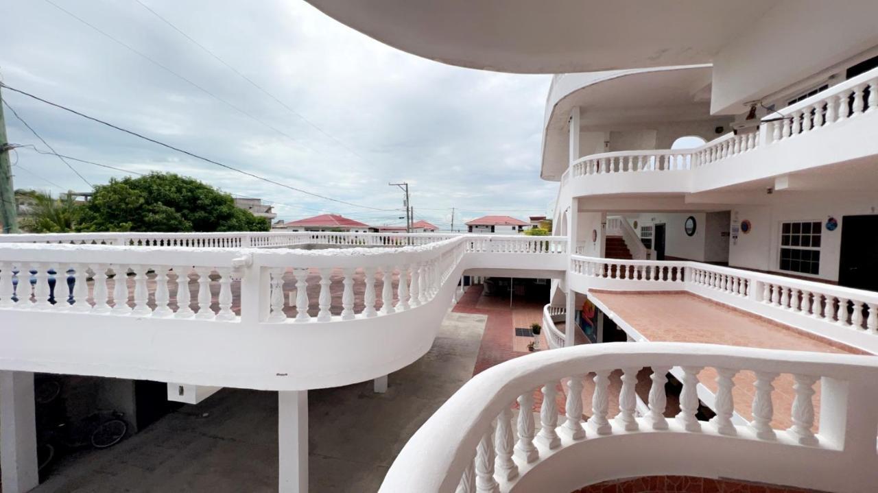 Las Palmas Hotel Corozal Dış mekan fotoğraf