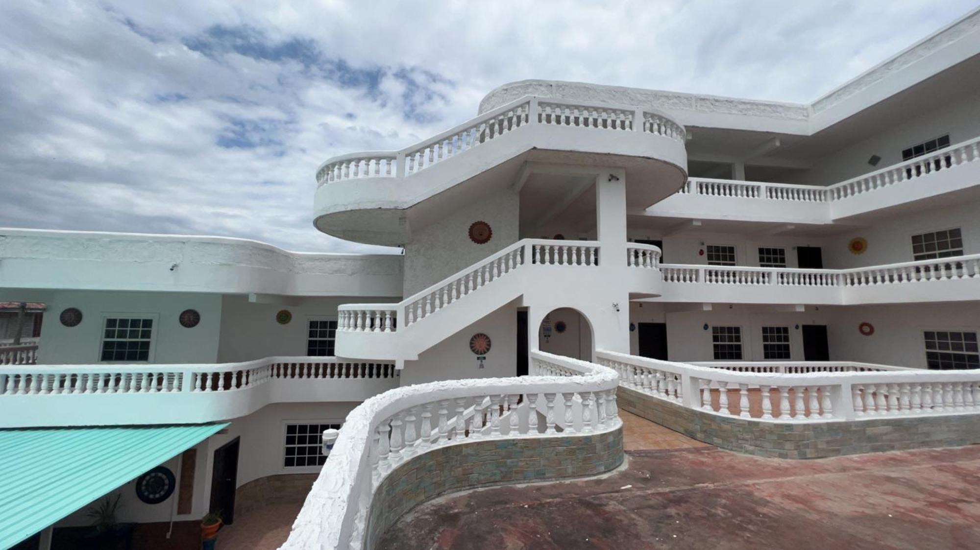 Las Palmas Hotel Corozal Dış mekan fotoğraf